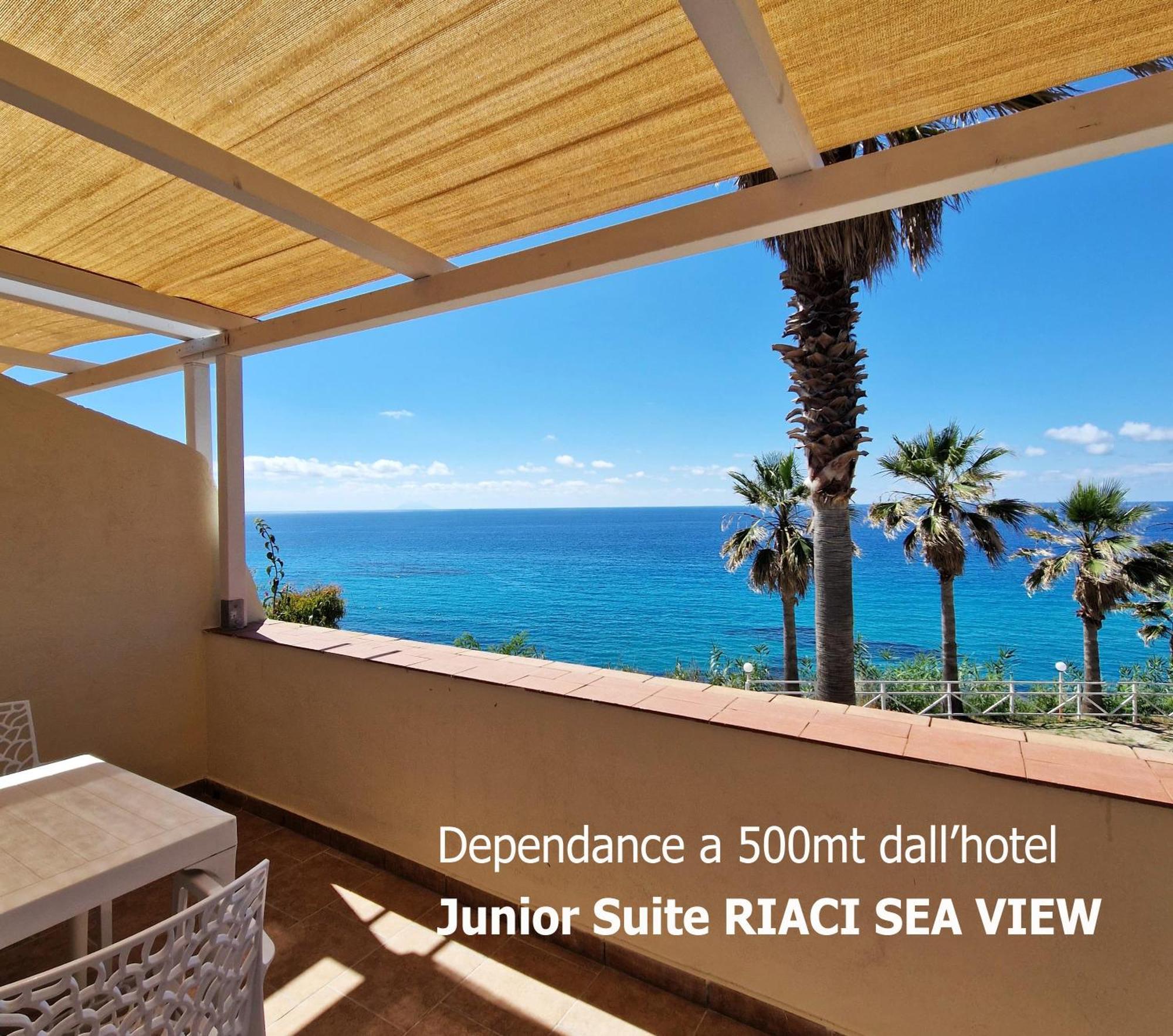 Suite Hotel L'Oasi Di Riaci (Adults Only) Санта-Доменика Экстерьер фото