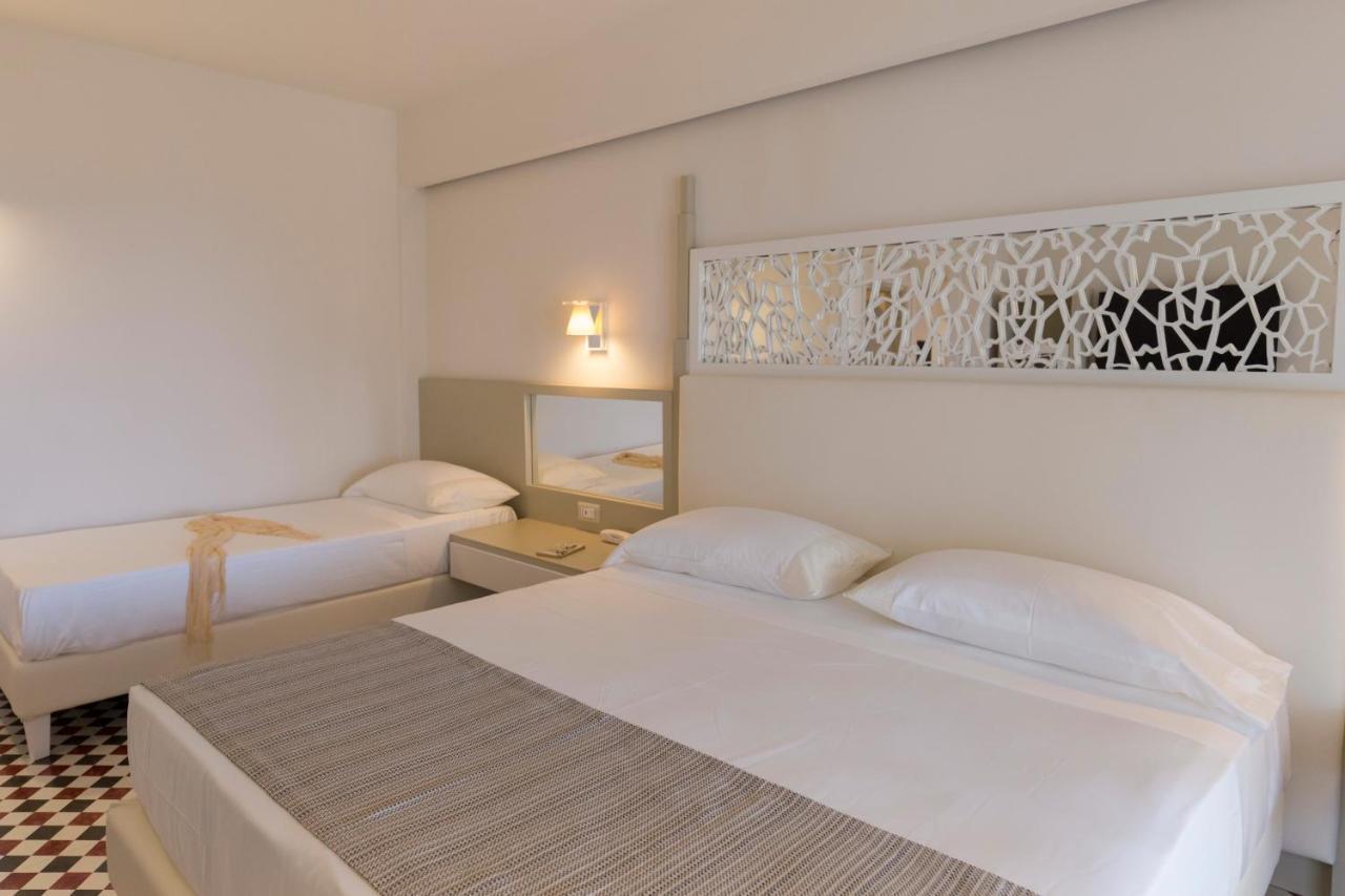 Suite Hotel L'Oasi Di Riaci (Adults Only) Санта-Доменика Экстерьер фото
