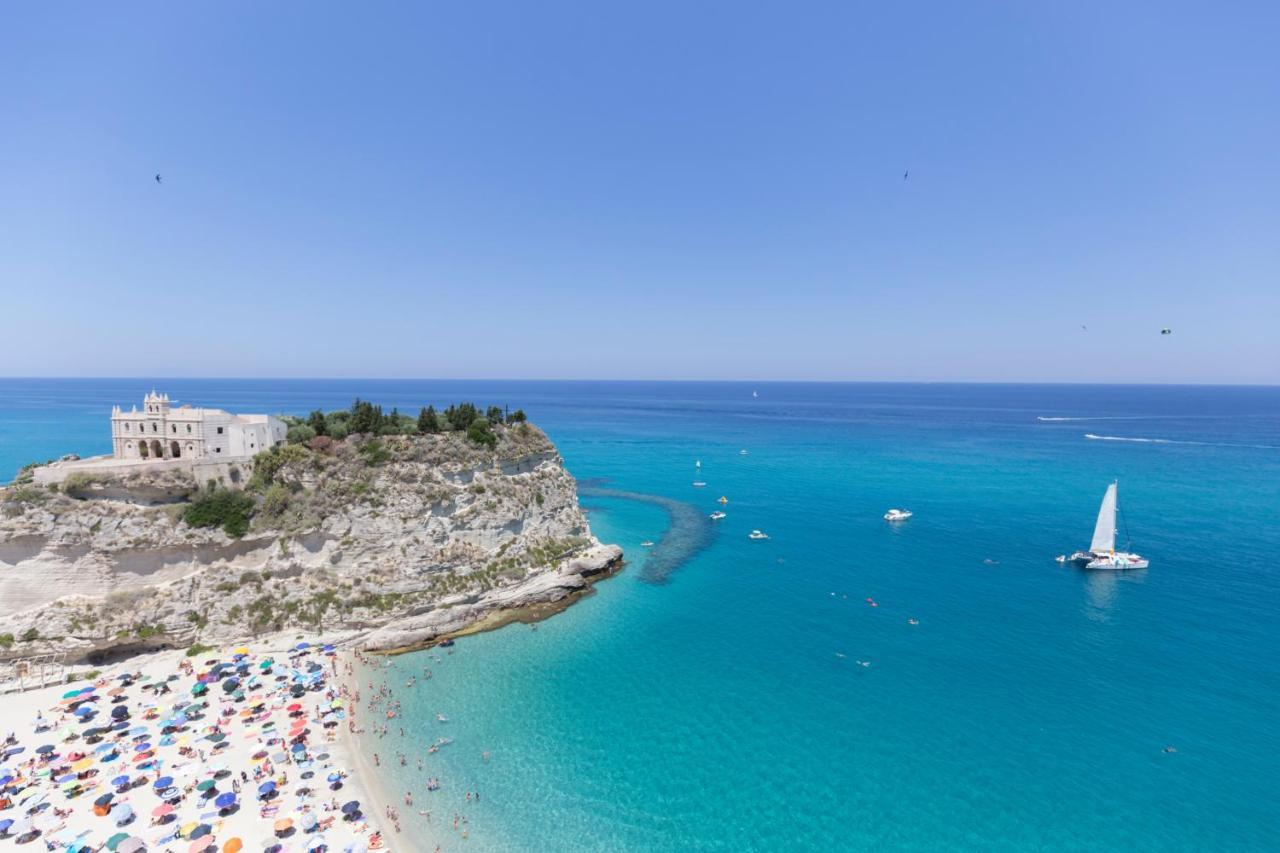 Suite Hotel L'Oasi Di Riaci (Adults Only) Санта-Доменика Экстерьер фото